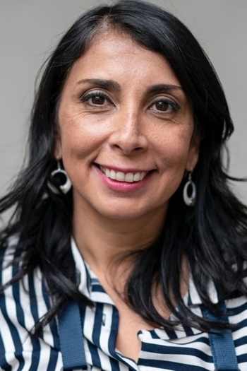 Actor Karla Rubilar