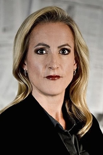 Actor Laura Richards