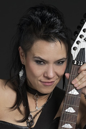 Actor Jen Majura