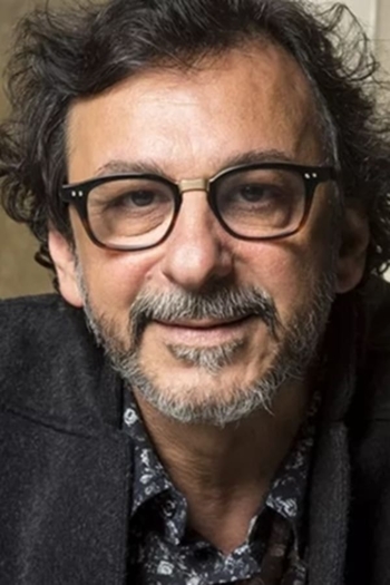 Film director Carlos Araújo