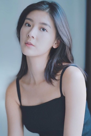 Actor Jennifer Yu