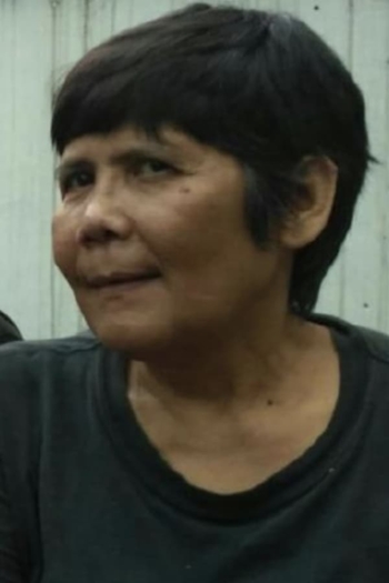 Actor Dewi Pakis
