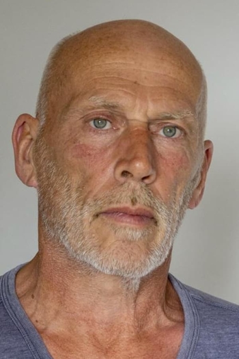 Actor Tim Cartwright