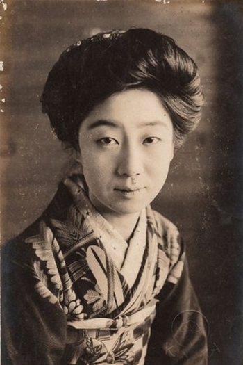 Actor Yoshiko Kawada