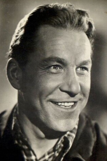 Actor Paul Pfingst