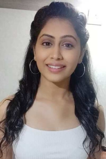 Actor Dipali Sharma