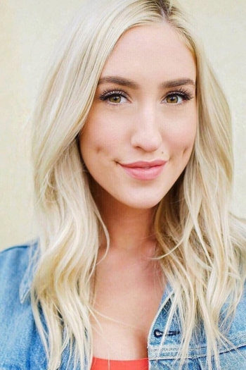 Actor Kelsey Lansdowne