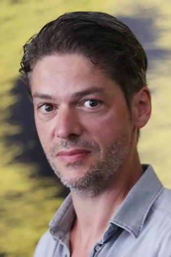 Actor Samuel Jouy