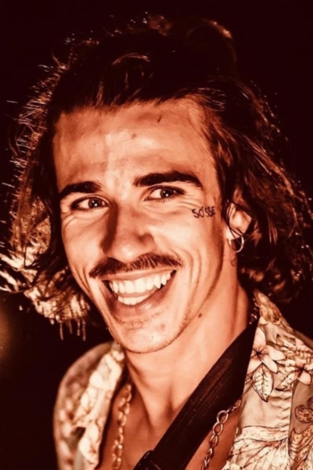 Actor Hugo Nicholson Teixeira