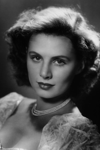 Actor Violet Rensing