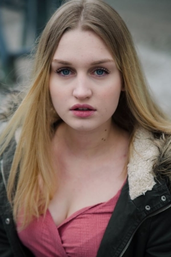 Actor Greta Sophie Schmidt