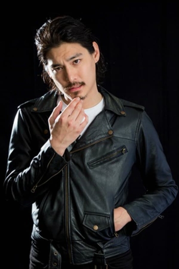 Actor Kensei Mikami