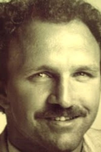 Actor James Van Harper