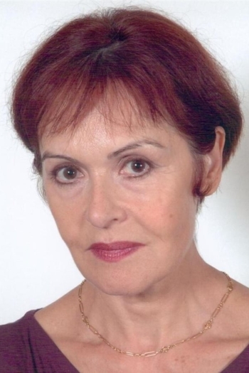 Actor Annie Sinigalia