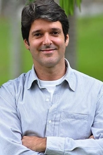 Actor Antonio Fragoso