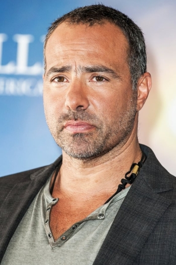 Film director Peter Landesman