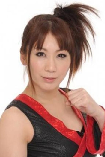 Actor Yumiko Abe