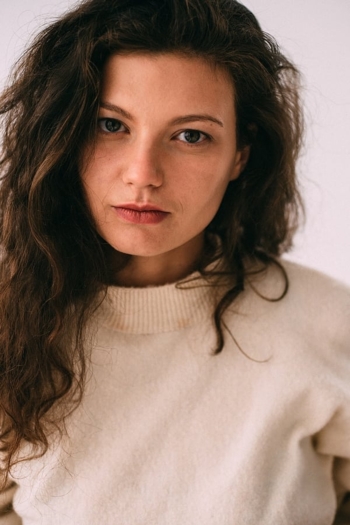 Actor Alina Zevakova