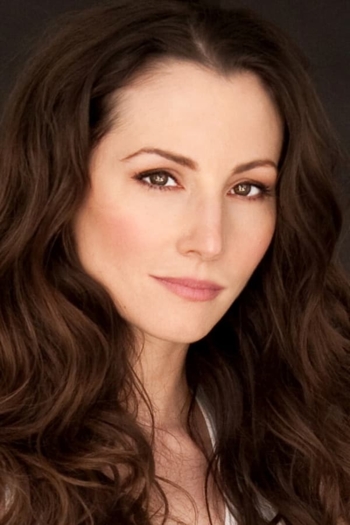 Actor Heather McComb