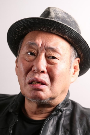 Actor Shigeru Izumiya