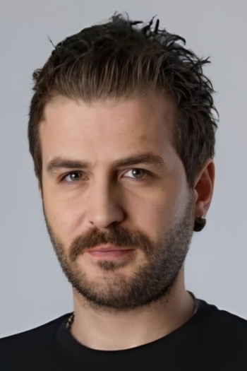 Actor Arda Öziri