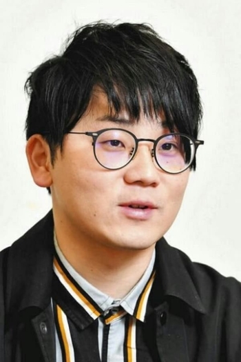 Actor Mushimegane