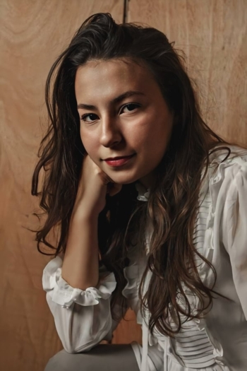 Actor Rebecca Rautmann