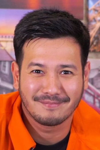 Actor John Prats