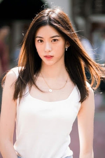 Actor Ninna Yanin Opassathaworn