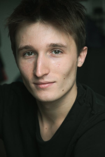 Actor Geoffrey Carlassare