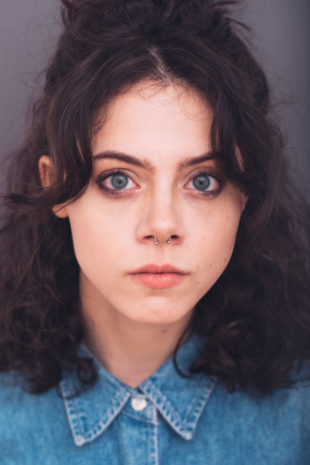 Actor Elizabeth Scopel