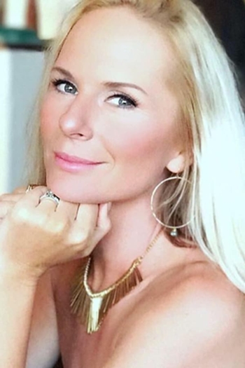 Actor Michonne Bourriague