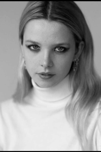 Actor Greta Bellamacina