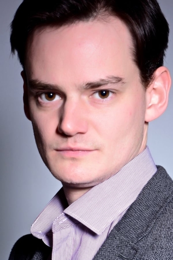 Actor James Savage-Hanford