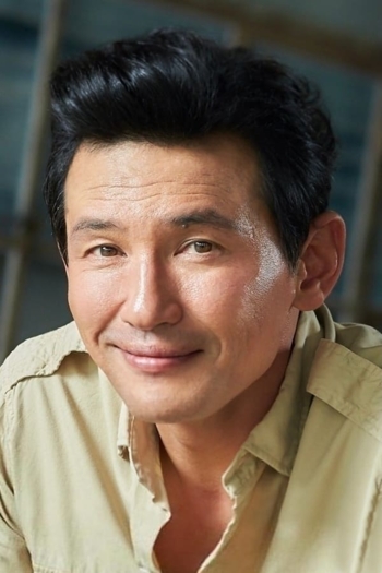 Actor Hwang Jung-min