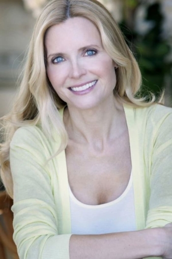 Actor Elizabeth Gast