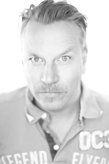 Actor Patric Ullaeus