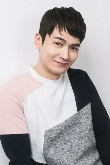 Actor Kim San