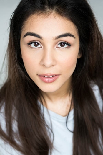 Actor Heather Loreto