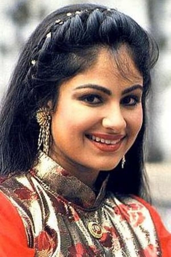 Actor Ayesha Jhulka