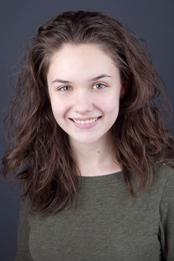 Actor Julia Scarlett Dan