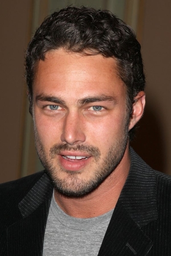 Actor Taylor Kinney