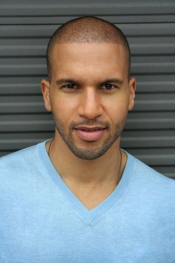 Actor Sydney James Harcourt