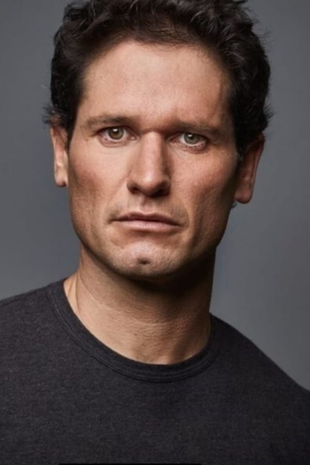 Actor Antonio Zabálburu