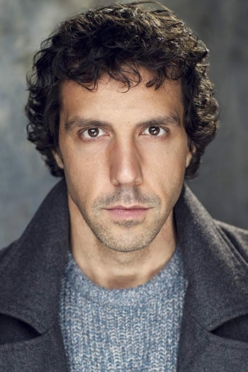 Actor Alex Gaumond