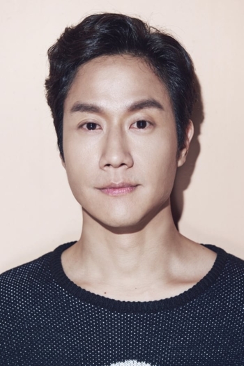 Actor Jung Woo