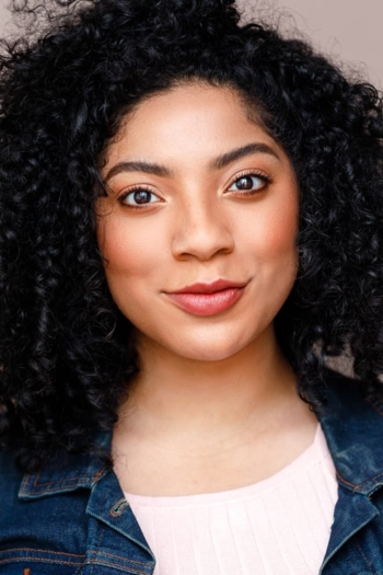 Actor Emily Jasmin Tuñon