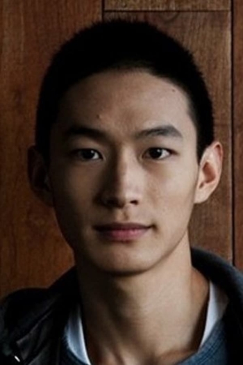 Actor River Huang