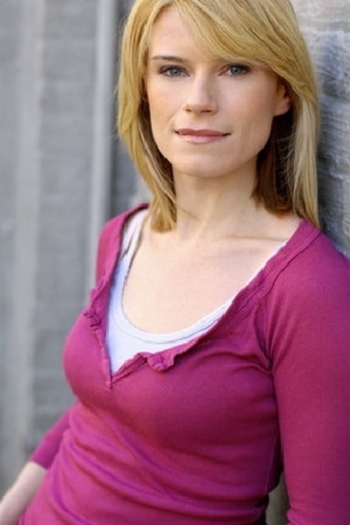 Actor Leslie Eva Glaser