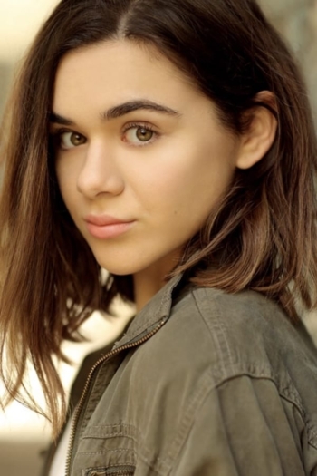 Actor Isabella Pappas